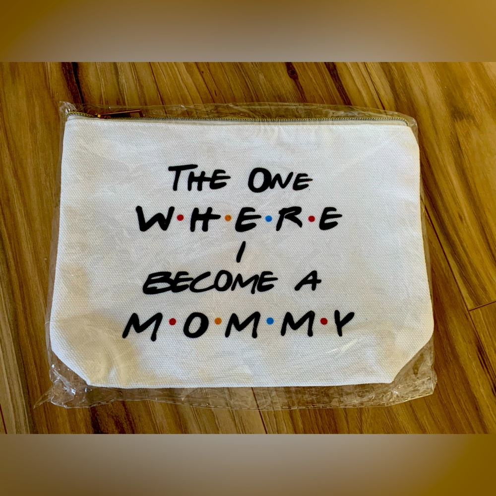 Friends Mom theme pouch